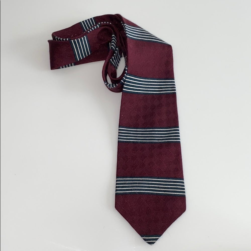 Clairborne 100% Silk Tie